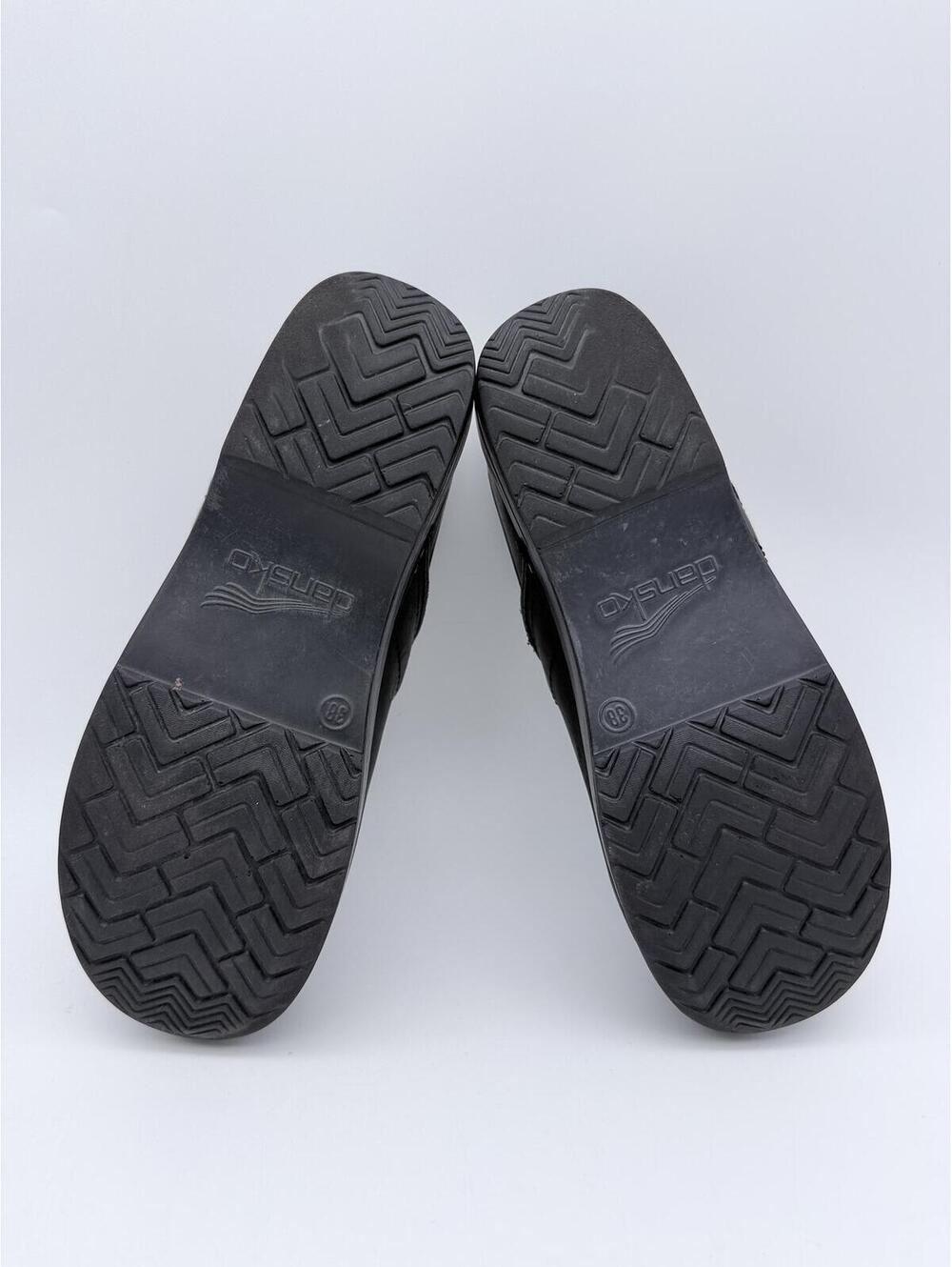 Dansko Professional Clogs, Black Oiled Leather, Womens‎ EU 38 / US 7.5-8 - Picture 10 of 12